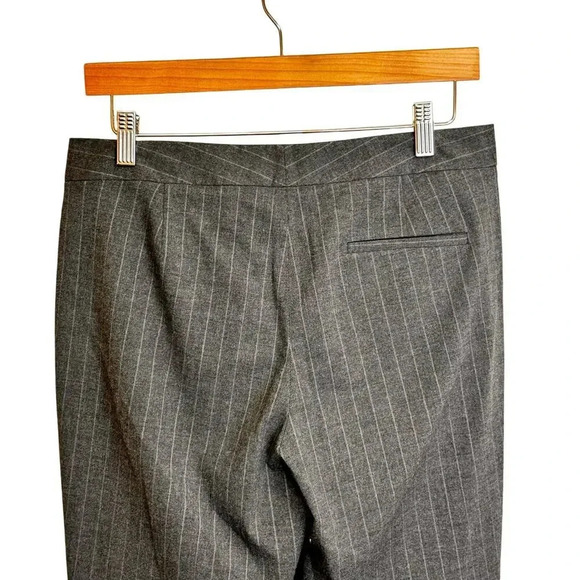 Vince Camuto Pinstriped Ankle Pants Heather Gray White Women's 4 - Picture 6 of 9